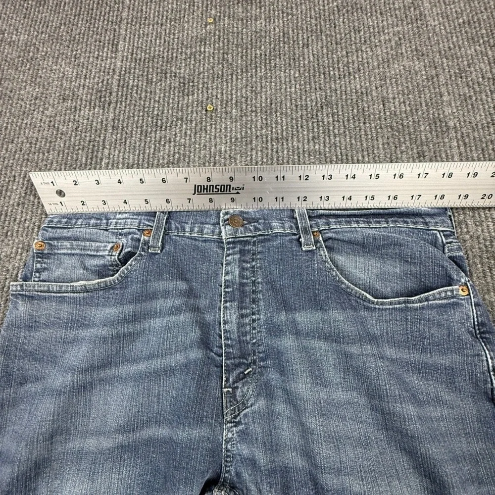 Levis 559 Relaxed Straight Jeans Mens 36x32 Blue Medium Wash Denim 00559-0457